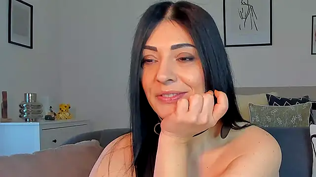 AryaSummersReal online show from 03.03.25