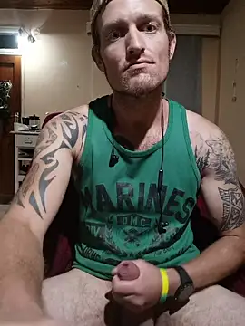 Snapshot of the-billy-blue chatting on 04.17.26 the-billy-blue online show from 04.17.26