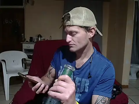 Snapshot of the-billy-blue chatting on 04.23.26 the-billy-blue online show from 04.23.26