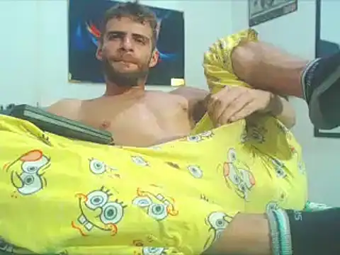 Snapshot of maihton_xx chatting on 12.18.24 maihton xx online show from 12.18.24