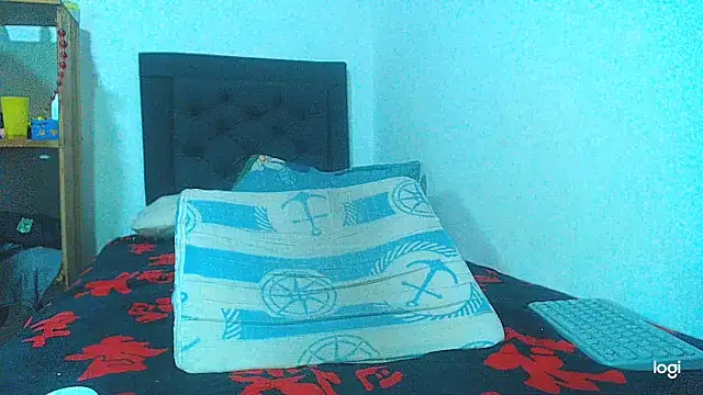 Snapshot of maihton_xx chatting on 03.22.25 maihton xx online show from 03.22.25