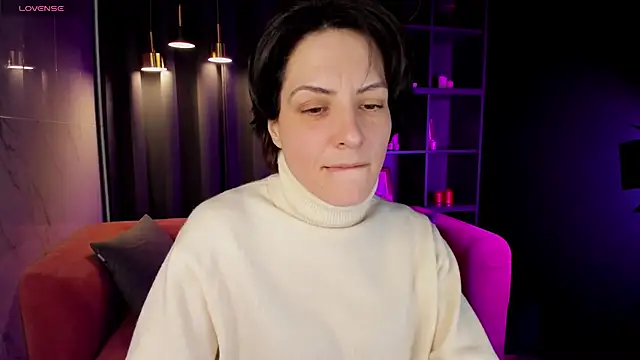 LorenDaze online show from 03.07.25