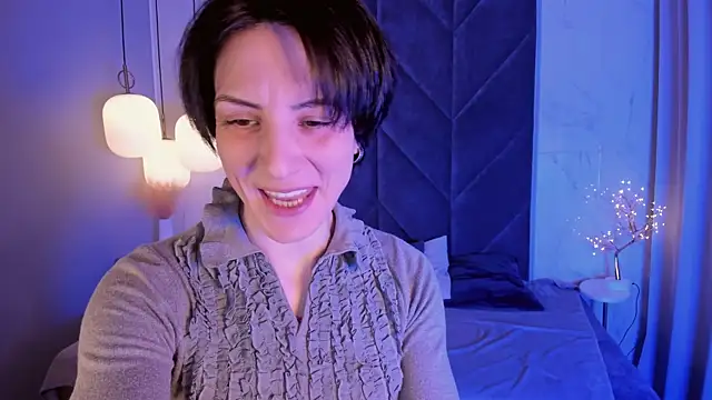 LorenDaze online show from 03.12.25