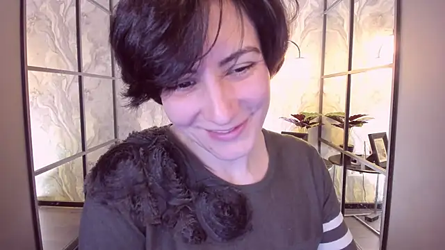 LorenDaze online show from 03.18.25