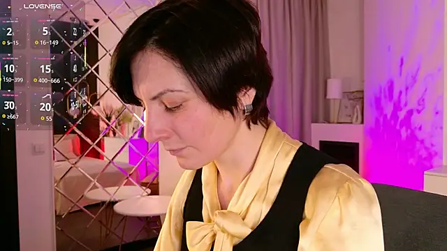 Snapshot of LorenDaze chatting on 01.06.26 LorenDaze online show from 01.06.26