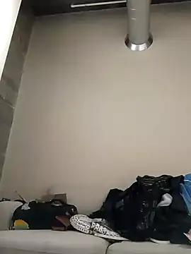 eatmeplease44 online show from 02.14.25