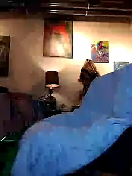 eatmeplease44 online show from 09.28.25