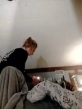 eatmeplease44 online show from 01.17.26