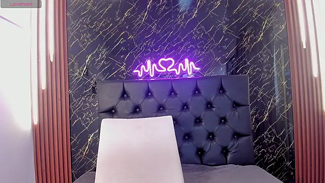 Tamara-evans online show from 11.19.25