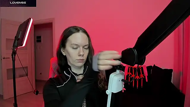 DivineBite online show from 03.05.26