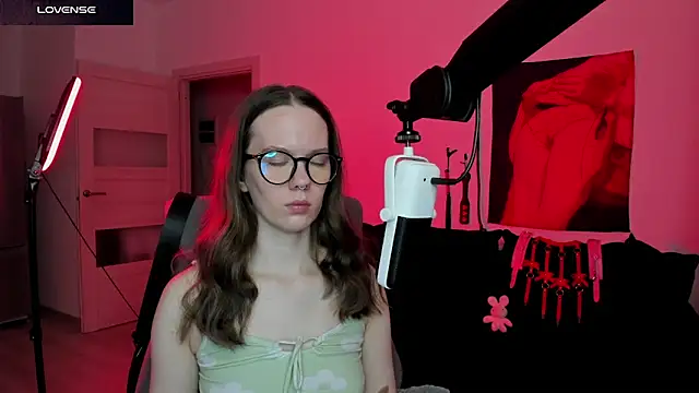 DivineBite online show from 03.13.26