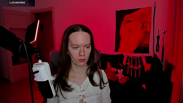 DivineBite online show from 04.18.26