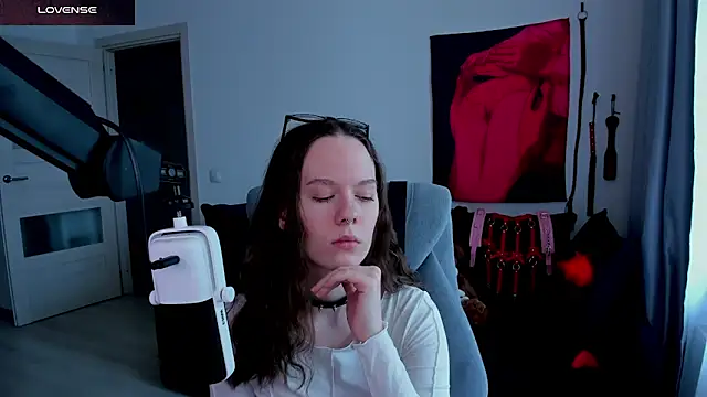 DivineBite online show from 05.12.26