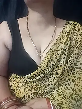 Snapshot of seema4xxxfun chatting on 05.18.26 seema4xxxfun online show from 05.18.26