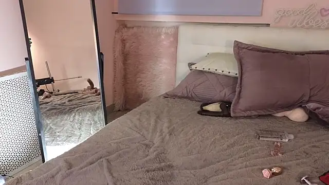 AmalyGreen online show from 03.21.25