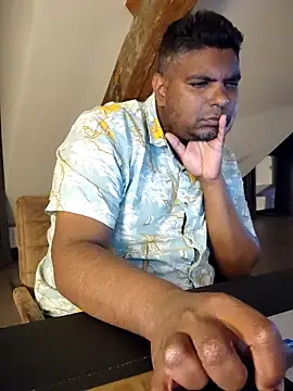 Snapshot of Bandusrilankasexymen chatting on 04.09.26 Bandusrilankasexymen online show from 04.09.26