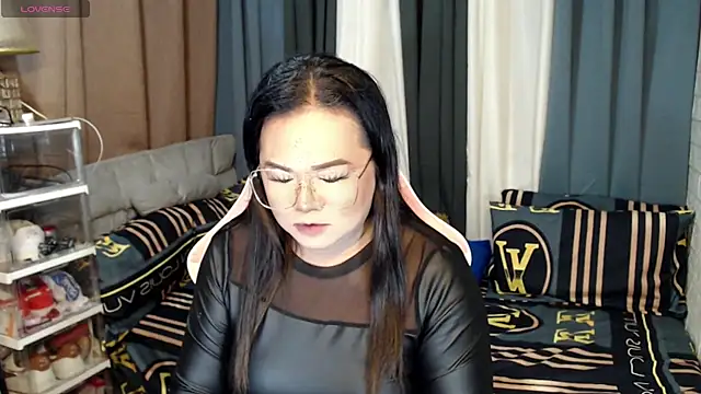 Snapshot of MagnificatMistress chatting on 01.08.25 MagnificatMistress online show from 01.08.25