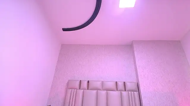  carolina fox online show from 02.03.26