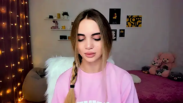 aPieceOfJoy online show from 12.07.24