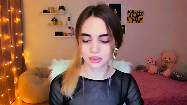 aPieceOfJoy online show from 01.31.25