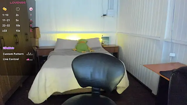 anna love hot online show from 03.14.25