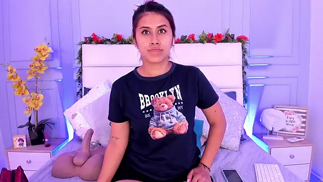 Karlagonzales  online show from 03.07.25