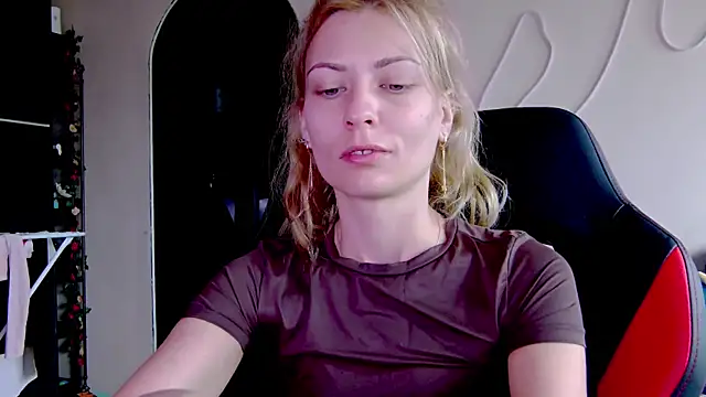 karo123421 online show from 11.08.25