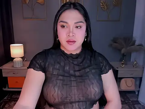 Snapshot of MaxeneCullens chatting on 09.19.25 MaxeneCullens online show from 09.19.25