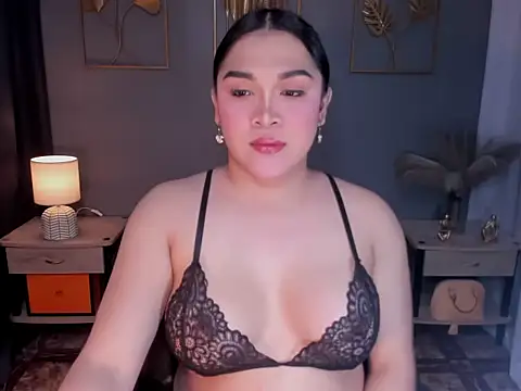 Snapshot of MaxeneCullens chatting on 10.16.25 MaxeneCullens online show from 10.16.25