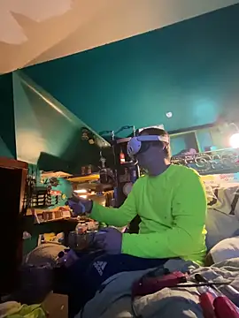 charactrzero online show from 10.17.25