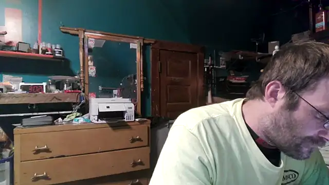 Snapshot of charactrzero chatting on 01.06.26 charactrzero online show from 01.06.26