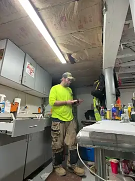 Snapshot of charactrzero chatting on 01.14.26 charactrzero online show from 01.14.26