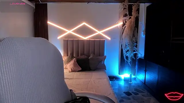 Veronicalanx1 online show from 02.12.26