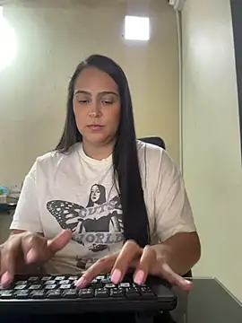 kendall 52 online show from 07.24.26