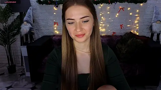 Adelyna Bird online show from 01.04.25