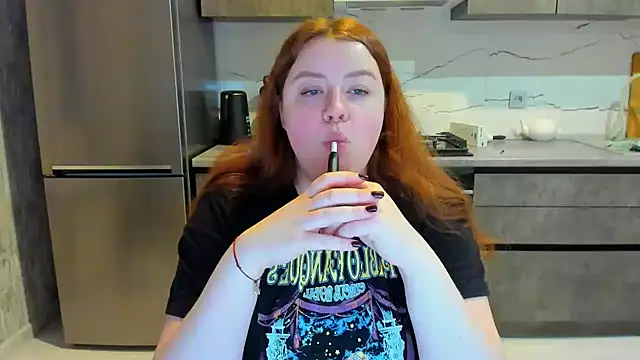 PolinaSalvatore online show from 02.20.25