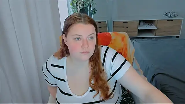 PolinaSalvatore online show from 10.12.25