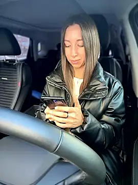 EvaCatt online show from 12.06.24