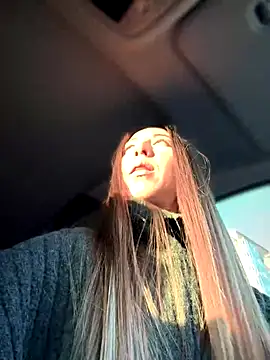 EvaCatt online show from 11.17.25