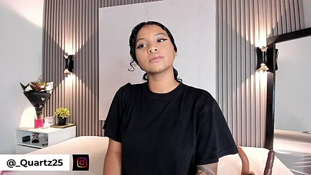 Zafiiraa online show from 10.18.25