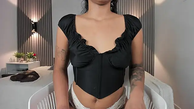 Snapshot of Zafiiraa chatting on 07.12.26 Zafiiraa online show from 07.12.26