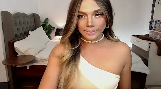 liaa lurrecams online show from 01.03.25