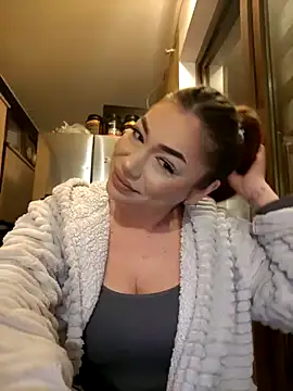 Snapshot of Ella_sweety chatting on 01.10.25 Ella sweety online show from 01.10.25