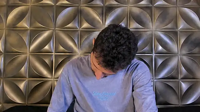 sam bisex online show from 04.05.26