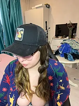 DienkaGreen online show from 02.04.26