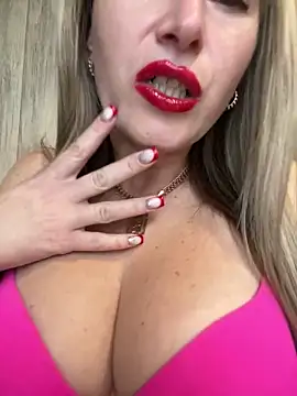 Kittenforyou online show from 02.05.25