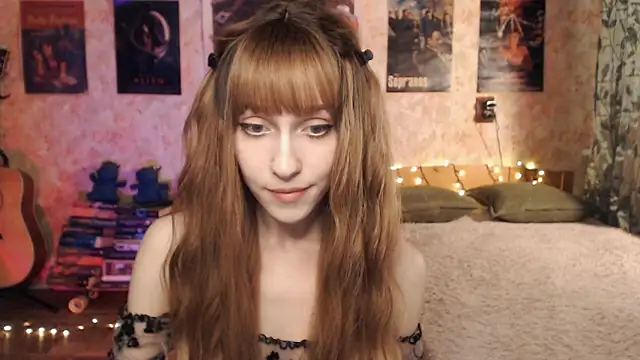 Friendly Ellie online show from 12.25.24