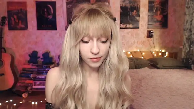 Friendly Ellie online show from 01.20.25