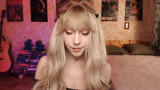 Friendly Ellie online show from 03.02.25