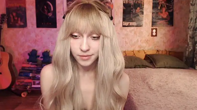 Friendly Ellie online show from 03.02.25